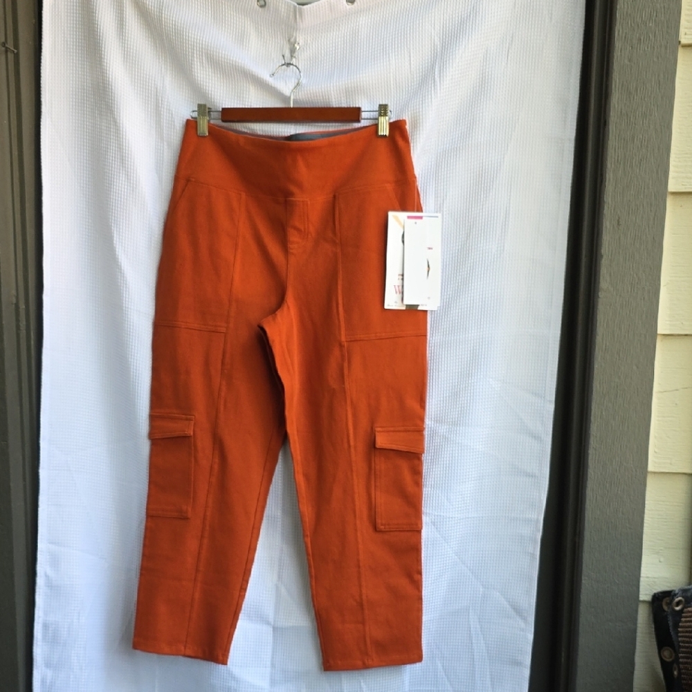 Women with Control Rust Ankle Cargo Pants